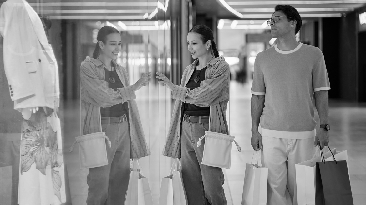 The Luxe Shopping